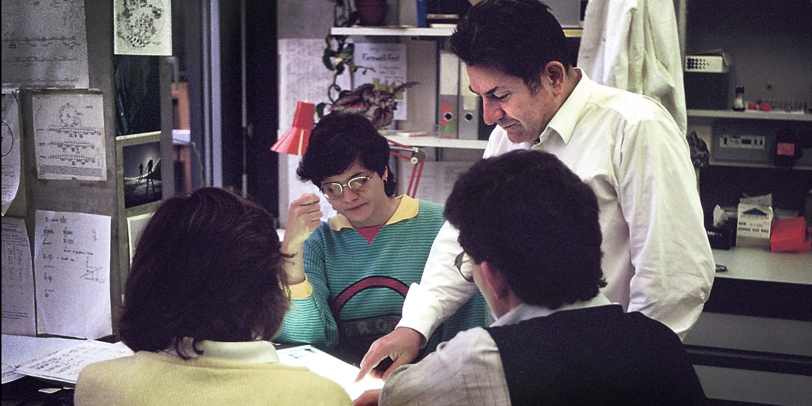 Max Birnstiel and disciples in 1986